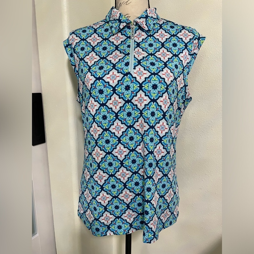 🧑🎄⭐️ Emeral 18 Short Sleeve Top. Size Large EUC
